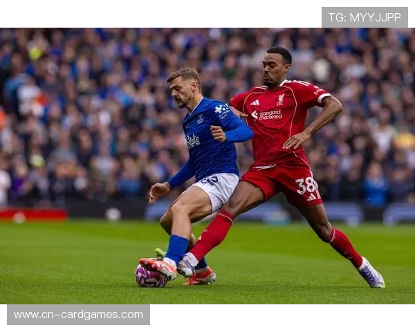 多名主帅集体质疑英超裁判水平呼吁加强执法专业与公正 多名主帅集体质疑英超裁判水平呼吁加强执法专业与公正